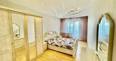 Apartamento 3 habitaciones en Maguilov, Bielorrusia