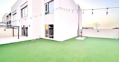 3 bedroom apartment in Dubai, United Arab Emirates
