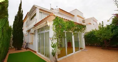 Villa 4 bedrooms with Air conditioner, with Terrace, with By the sea in Torrevieja, Spain