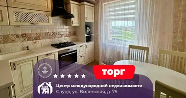 Apartamento 3 habitaciones en Slutsk, Belarús