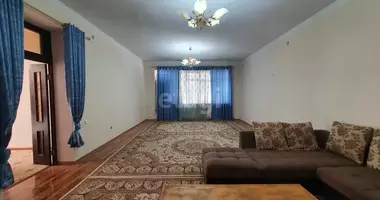 Коттедж 4 комнаты в Мирзо-Улугбекский район, Узбекистан