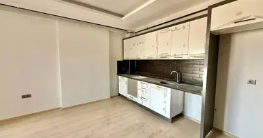 Appartement 2 chambres dans Mezitli, Turquie