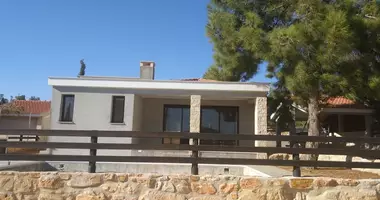 Villa 3 habitaciones con Piscina en Souni-Zanatzia, Chipre