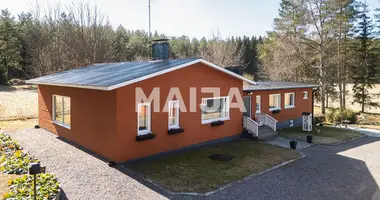 Дом 6 комнат в Сулкава, Финляндия