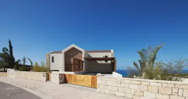 4 bedroom house in Kouklia, Cyprus