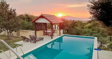 Villa 5 bedrooms with Balcony, with Furnitured, with Sea view in Trojica, Montenegro