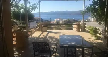 Cottage 3 bedrooms in Petries, Greece