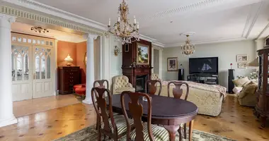 Wohnung 4 Schlafzimmer in Riga, Lettland
