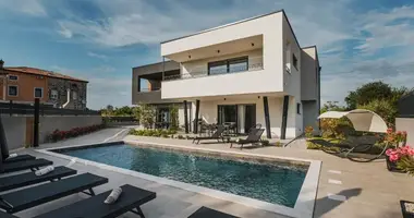 Villa 5 bedrooms in Umag, Croatia