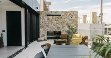 Villa  mit Terrasse, mit Fitnessstudio, mit Alarmsystem in Rojales, Spanien