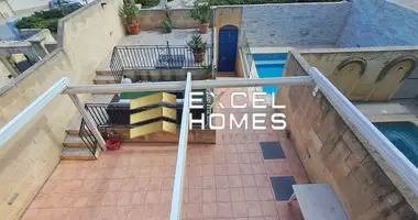 3 bedroom house in Qala, Malta