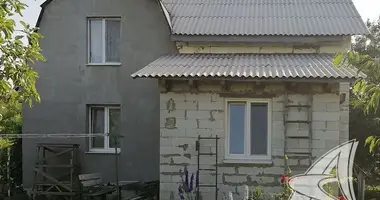 Haus in Kamianica Zyravieckaja, Weißrussland