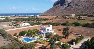 4 bedroom house in Greece