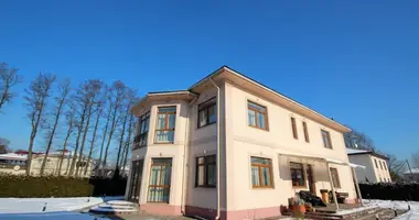 Casa 6 habitaciones en Riga, Letonia