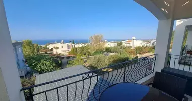 Penthouse 2 chambres avec Balcon, avec Meublesd, avec Climatiseur dans Agios Epiktitos, Chypre du Nord