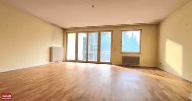 4 room apartment in Vienna, Austria