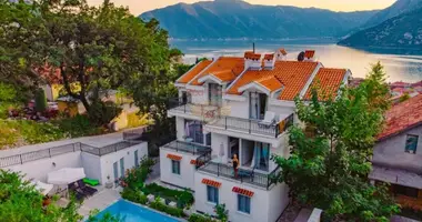 2 bedroom apartment in Risan, Montenegro