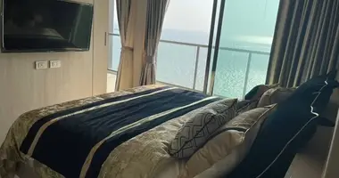 Condo 1 zimmer mit Balkon, mit Möbliert, mit Klimaanlage in Pattaya, Thailand