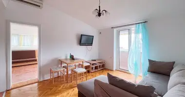 Wohnung 2 Schlafzimmer in Petrovac, Montenegro