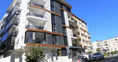 Apartamento 2 habitaciones en Muratpasa, Turquía