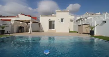 Villa 4 zimmer mit Klimaanlage, mit Parken, mit Renoviert in Torrevieja, Spanien