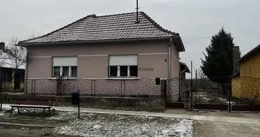 2 room house in Szulok, Hungary