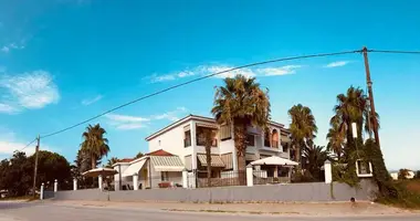 Отель 500 м² в Никити, Греция