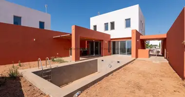 Villa in Paralimni, Zypern