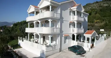 Villa 12 bedrooms in Tivat, Montenegro