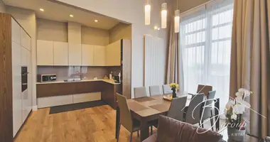 Apartamento 4 habitaciones en Riga, Letonia