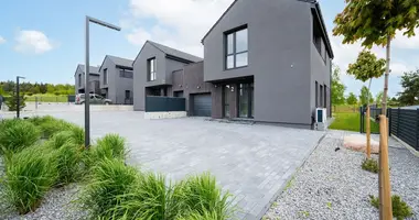 House in Lindiniskes, Lithuania
