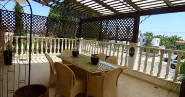 Apartamento 4 habitaciones en Ormideia, Chipre