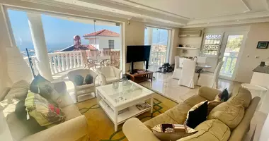Villa 5 chambres avec parkovka parking, avec Vue sur la mer, avec Piscine dans Alanya, Turquie