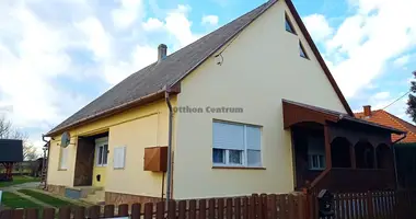 4 room house in Balatonujlak, Hungary