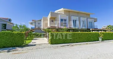 Villa 5 habitaciones en Turquía