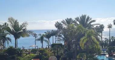 2 bedroom apartment in Estepona, Spain