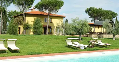 Villa 16 Zimmer in San Gimignano, Italien