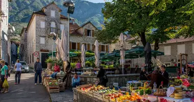 2 bedroom house in Risan, Montenegro