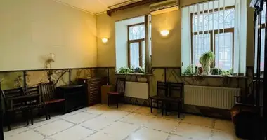 8 room apartment in Sievierodonetsk, Ukraine