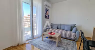 Apartamento 1 habitacion con Vistas al mar, con Garaje en Becici, Montenegro