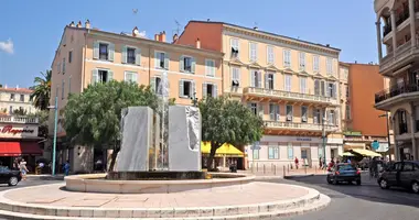 3 bedroom apartment in Menton, France