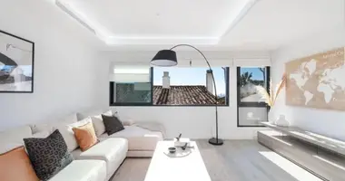 3 bedroom apartment in Marbella, Spain