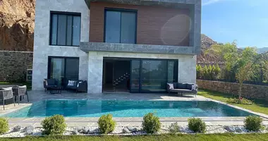 Villa 5 Zimmer mit Klimaanlage, mit Meerblick, mit Parken in Dagbelen, Türkei