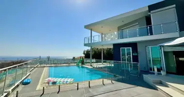 Maison 4 chambres dans Demos Agiou Athanasiou, Chypre