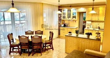 5 room house in Cegled, Hungary