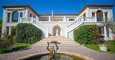 Villa 7 chambres avec parkovka parking, avec Vue sur la mer dans Cannes, France