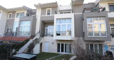 Villa 7 rooms with Covered parking, with Фитнес, with Подходит для гражданства in Alanya, Turkey