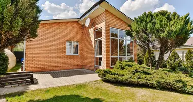 House in Pierasadski sielski Saviet, Belarus