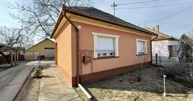 3 room house in Ujszilvas, Hungary