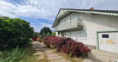 4 room house in Nemetker, Hungary